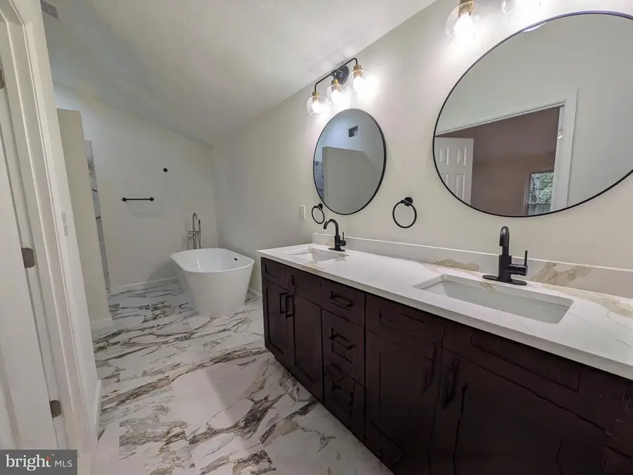 1019 Isabella Dr, Stafford, VA 22554 - #3