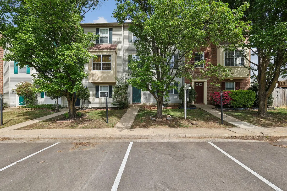 524 Clint Ln, Fredericksburg, VA 22405 - #1