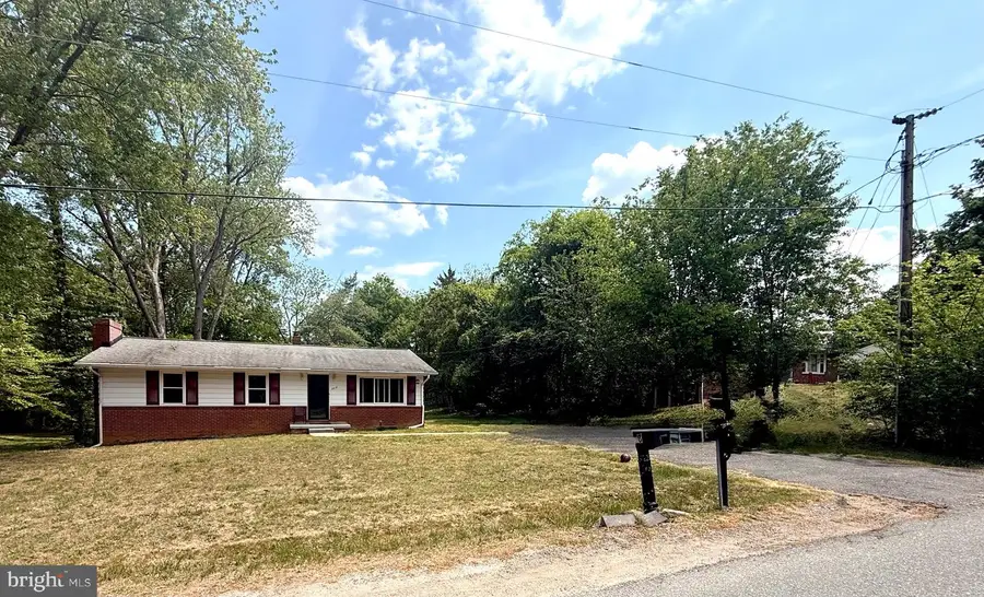 208 Pecan Ln, Fredericksburg, VA 22405 - #2