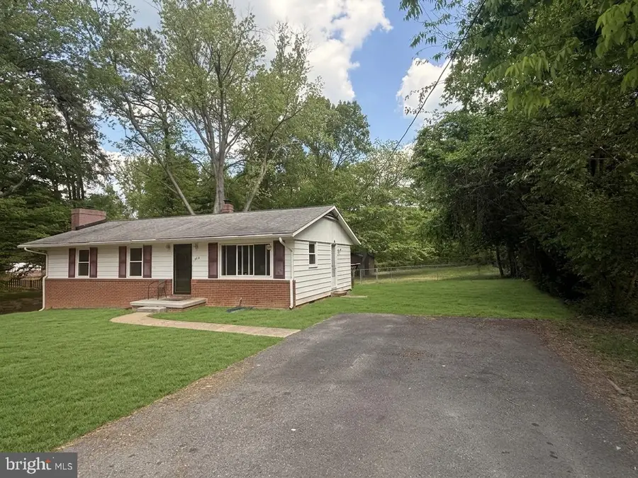 208 Pecan Ln, Fredericksburg, VA 22405 - #3