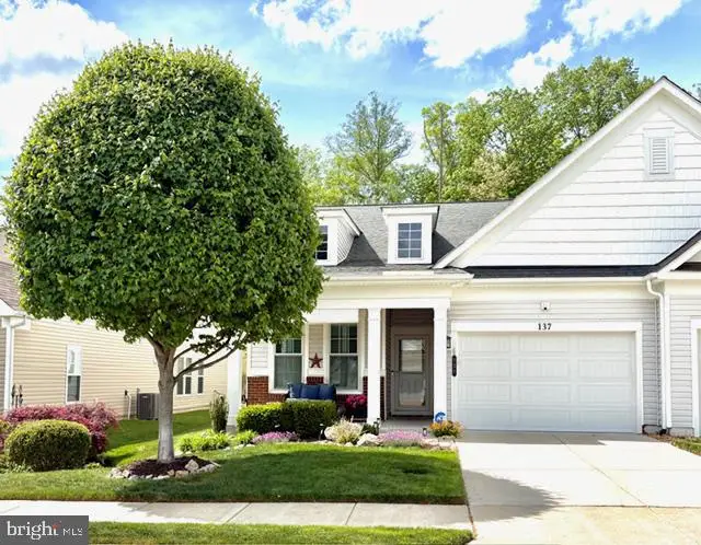 137 Long Point Dr, Fredericksburg, VA 22406 - #1