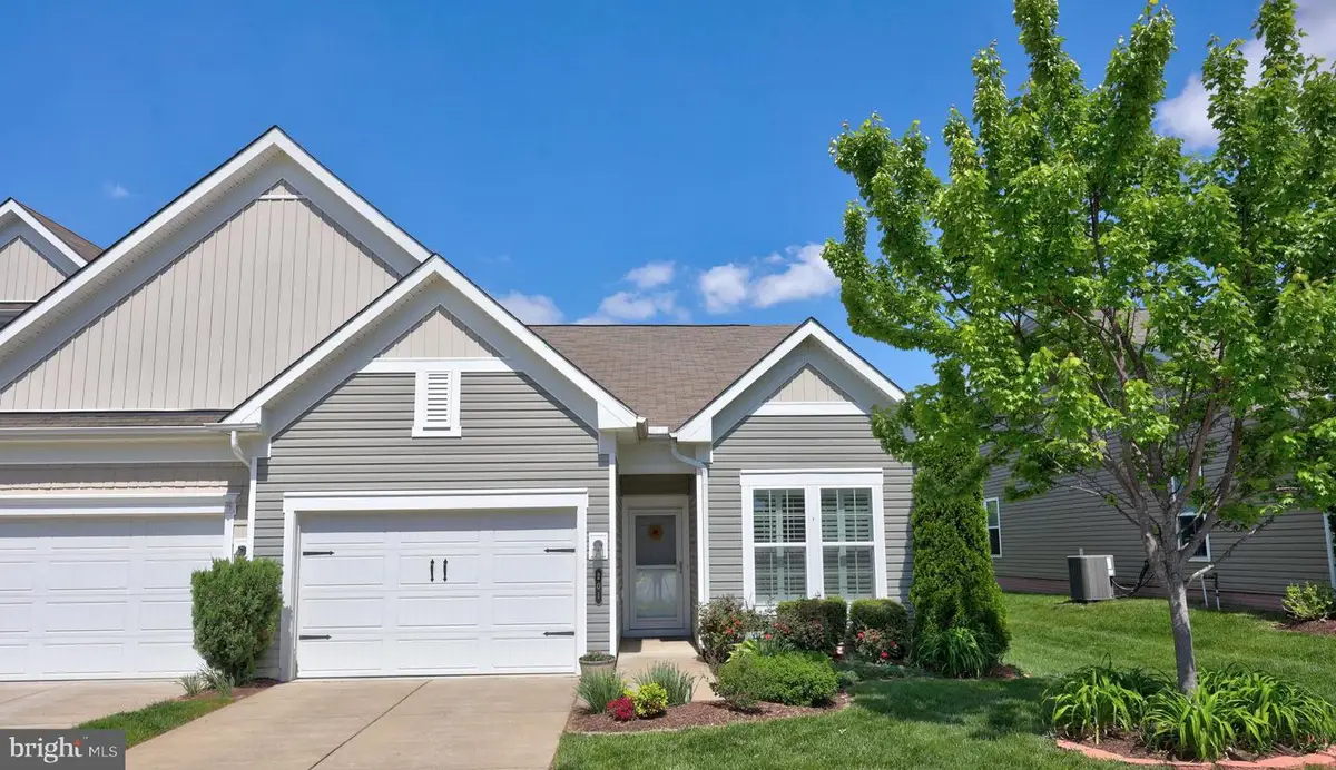 201 Long Point Dr, Fredericksburg, VA 22406 - #1