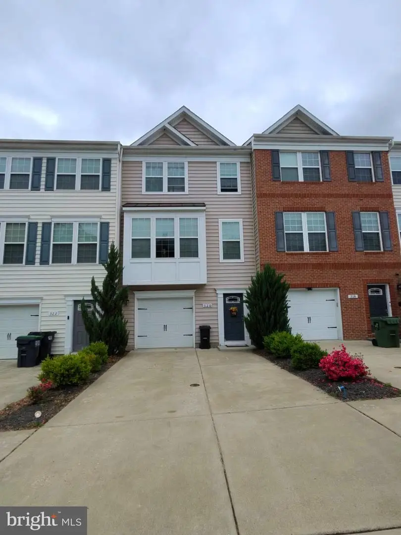 320 Tree Line Dr, Fredericksburg, VA 22405 - #1