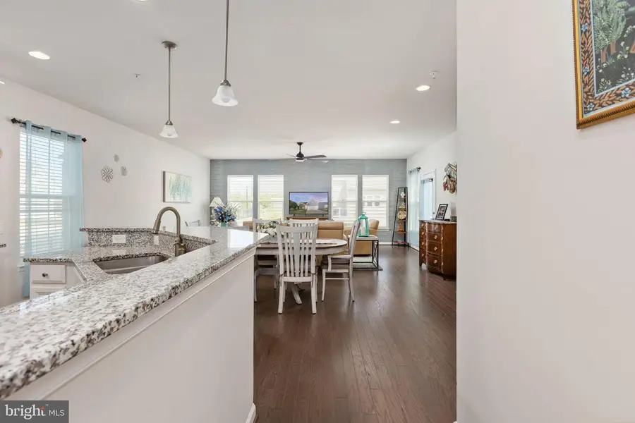 6036 Avery Point Dr, Fredericksburg, VA 22406 - #2