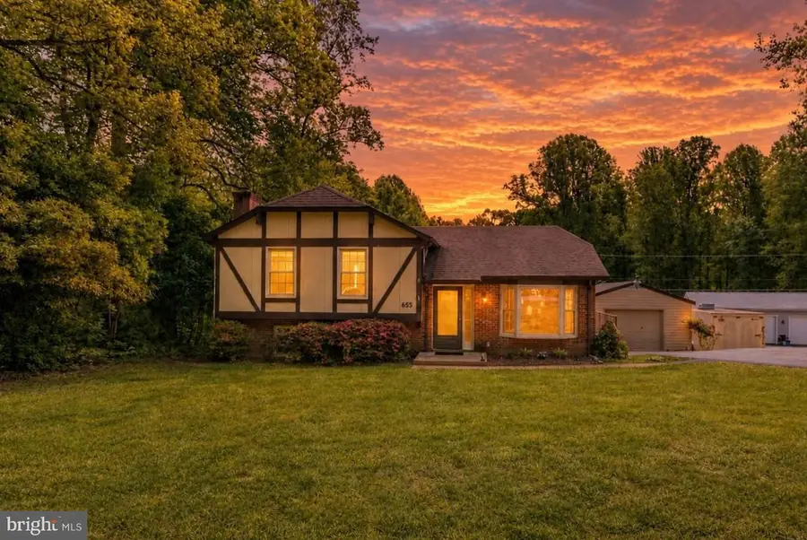 655 Holly Corner Rd, Fredericksburg, VA 22406 - #2
