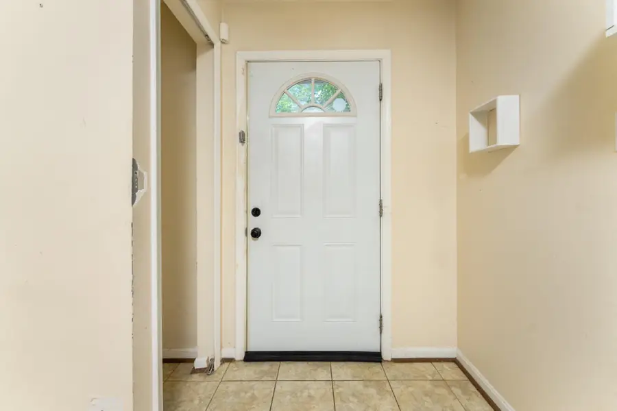 209 Clint Ln, Fredericksburg, VA 22405 - #3