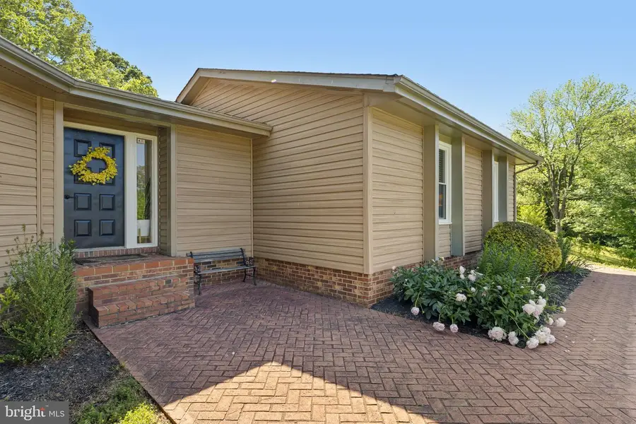 2 Quail Run Dr, Stafford, VA 22554 - #2