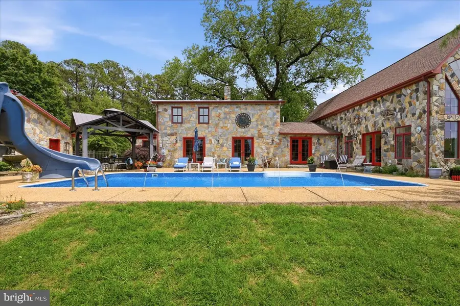 129 Salvington Rd, Fredericksburg, VA 22405 - #2