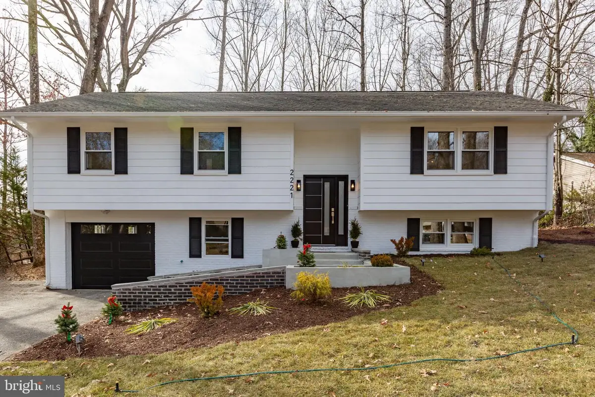 2221 Harpoon Dr, Stafford, VA 22554 - #1
