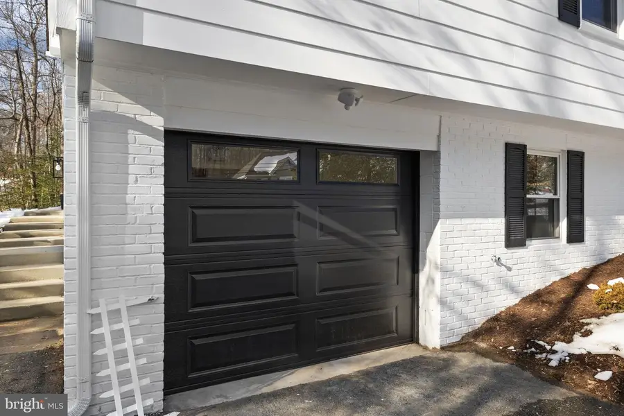 2221 Harpoon Dr, Stafford, VA 22554 - #3