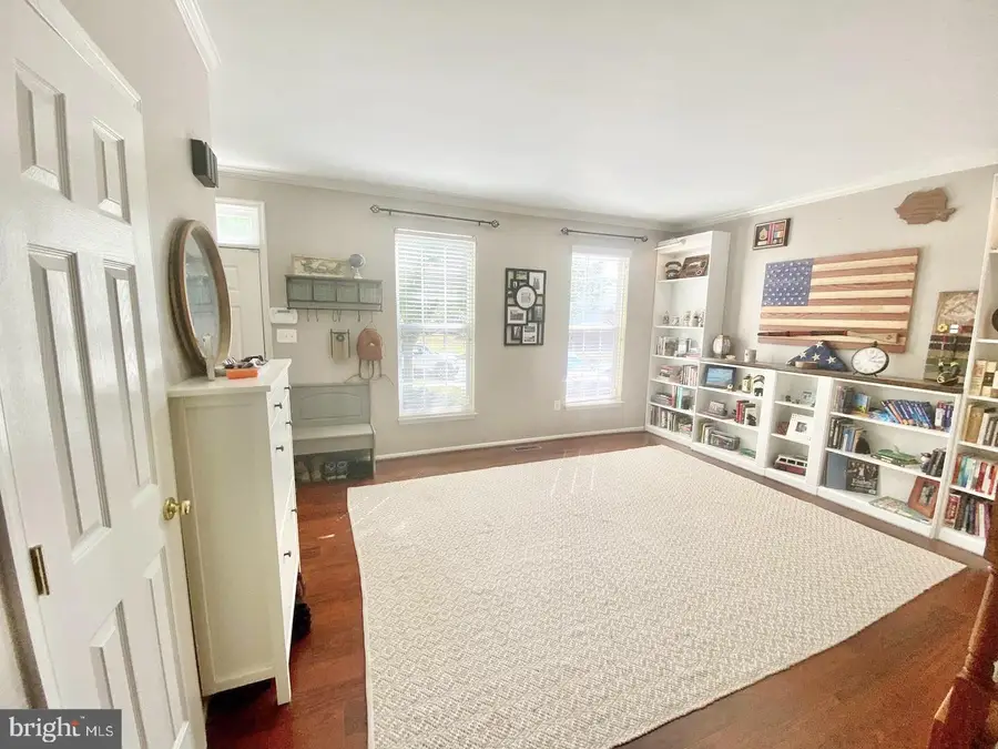 30 Hayes St, Stafford, VA 22556 - #3