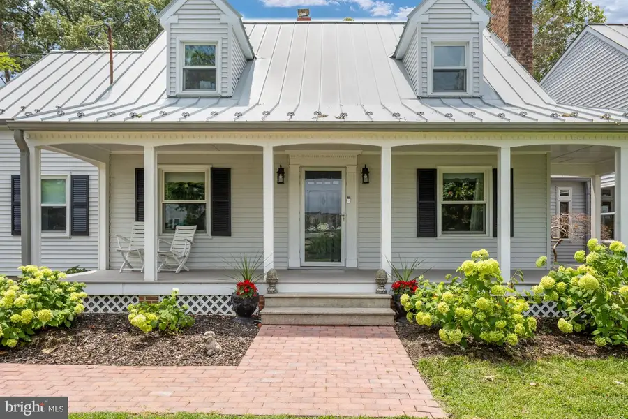 1372 Courthouse Rd, Stafford, VA 22554 - #2