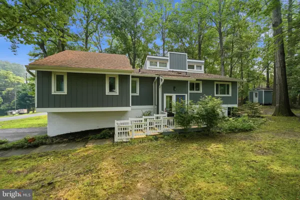 1101 Aquia Dr, STAFFORD, VA 22554
