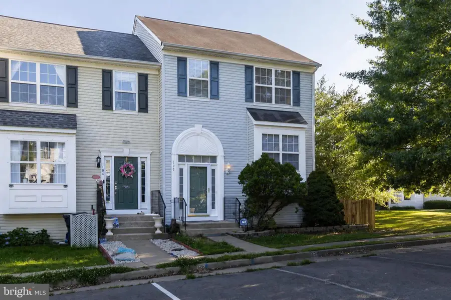 102 Brenwick Ct, Stafford, VA 22554 - #2