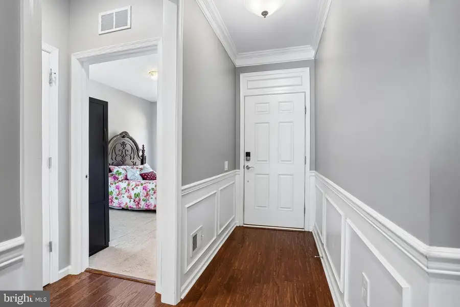 266 Long Point Dr, Fredericksburg, VA 22406 - #3