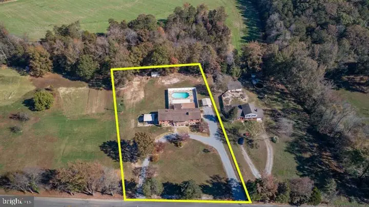 519 Mccarty Rd, Fredericksburg, VA 22405 - #2