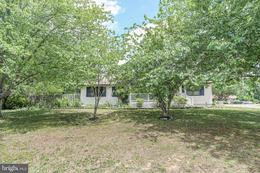 808 Cresthill Rd, Fredericksburg, VA 22405 - #2