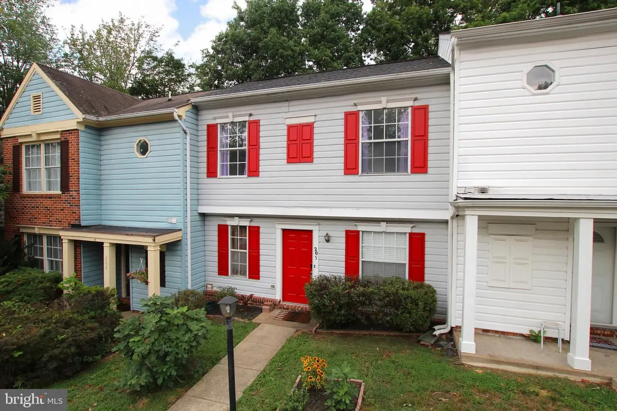 205 Wind Ridge Dr, Stafford, VA 22554 - #1