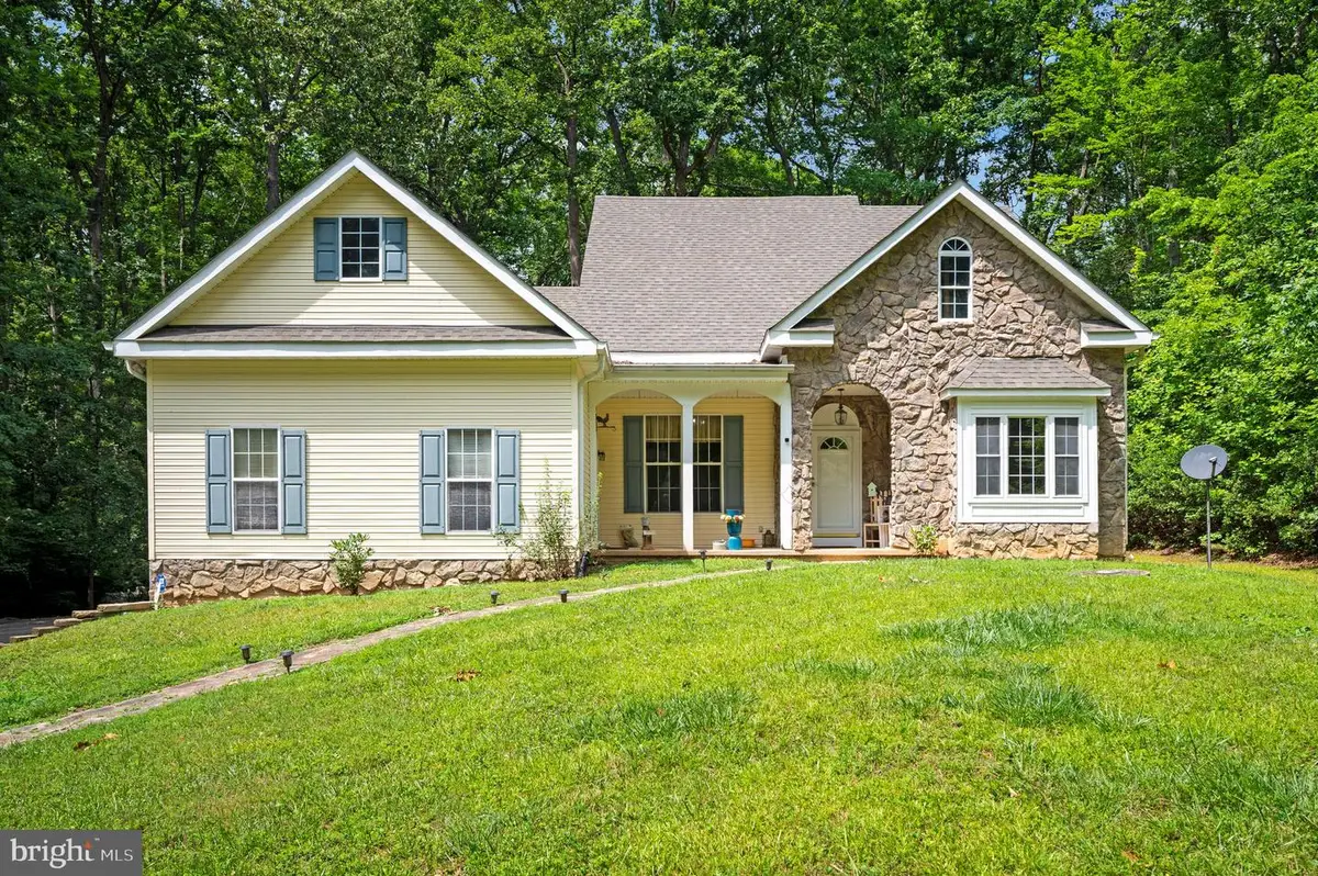 319 Richland Rd, Fredericksburg, VA 22406 - #1