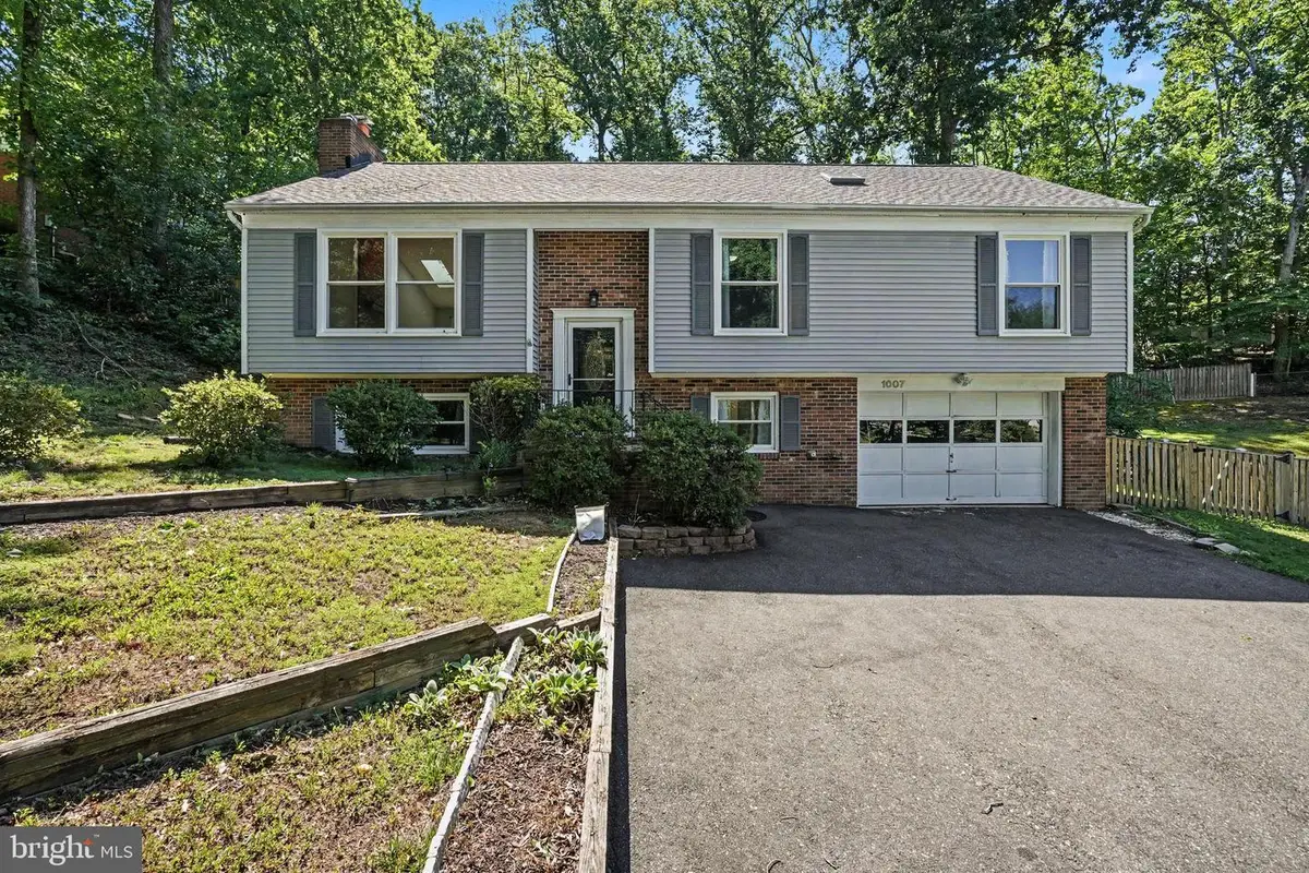 1007 Richmond Dr, Stafford, VA 22554 - #1