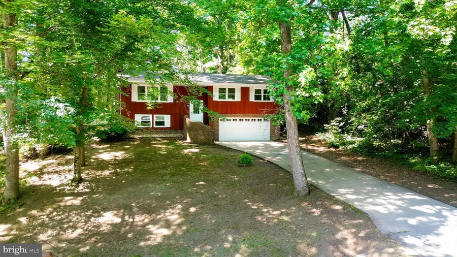 1023 Isabella Dr, Stafford, VA 22554 - #2