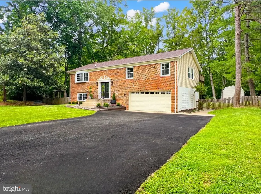 12 Clover Hill Dr, Stafford, VA 22556 - #2