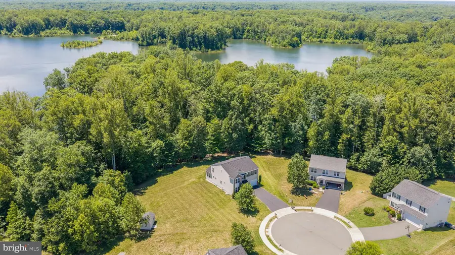89 Charter Gate Dr, Fredericksburg, VA 22406 - #2