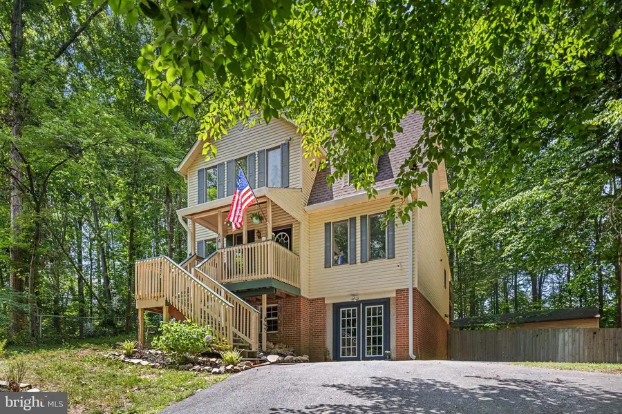64 Greenridge Dr, Stafford, VA 22554 - #2