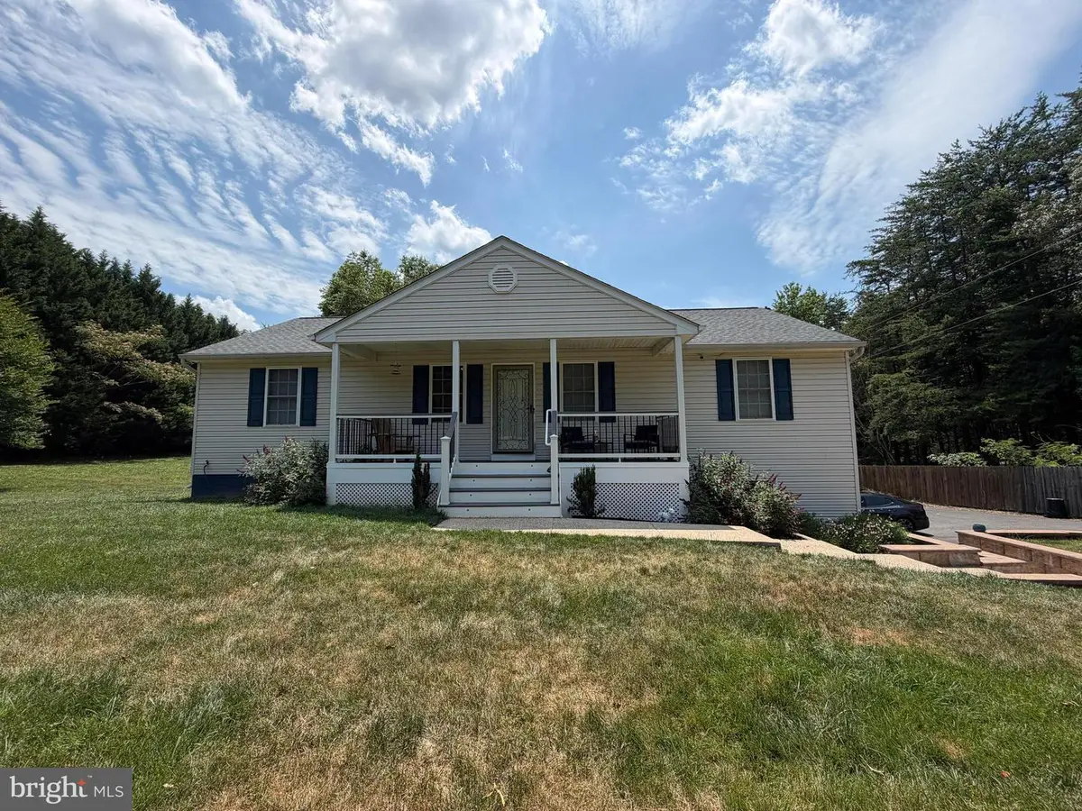 465 Spotted Tavern Rd, Fredericksburg, VA 22406 - #1