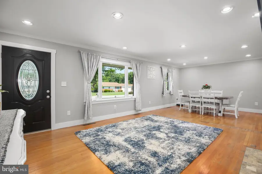 607 Culpeper St, Fredericksburg, VA 22405 - #2