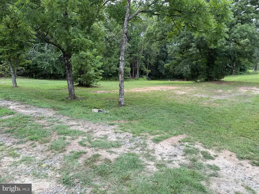 1529 Mountain View Rd, Stafford, VA 22554 - #3