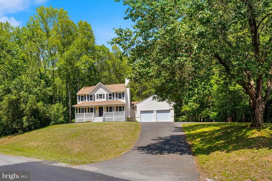 4 Cannon Knolls Dr, Fredericksburg, VA 22406 - #3