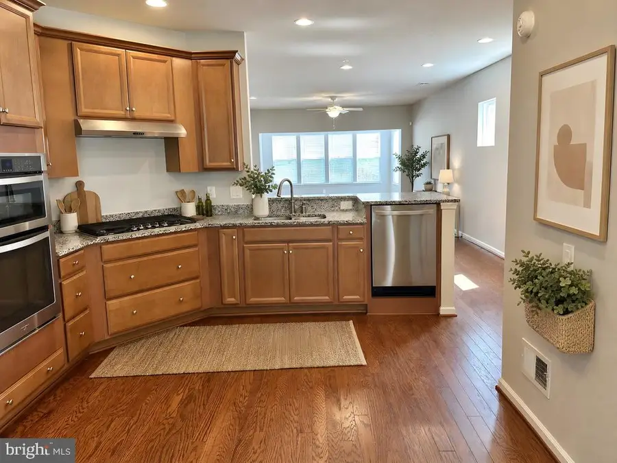 212 Denison St, Fredericksburg, VA 22406 - #3