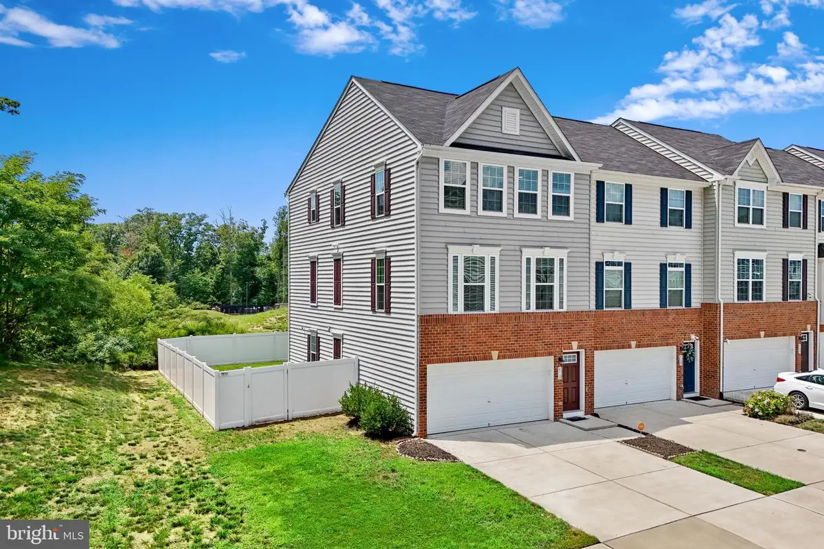 710 Rolling Valley Dr, Fredericksburg, VA 22405 - #1