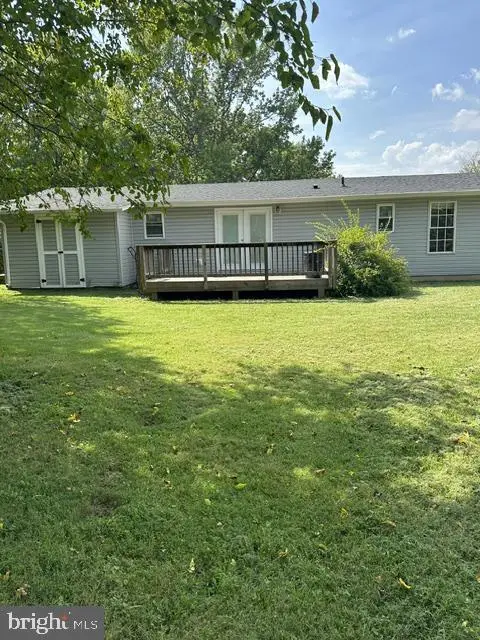 209 Oakridge Dr, Stafford, VA 22556 - #2