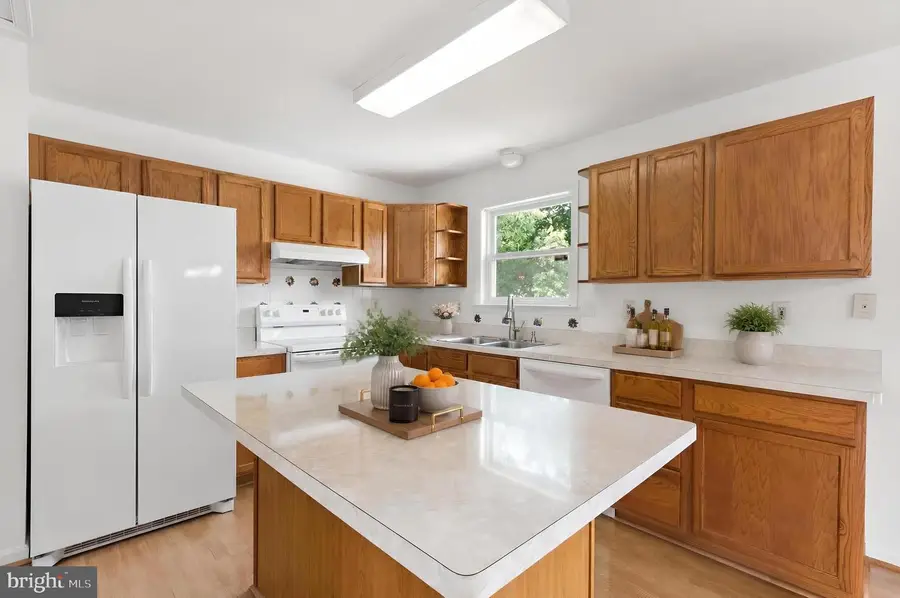 7 Cory Ct, Stafford, VA 22554 - #3