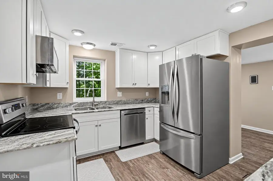 235 Bells Hill Rd, Stafford, VA 22554 - #3