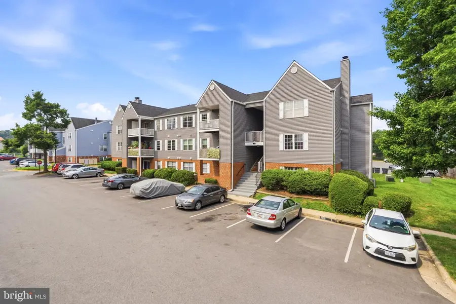 200 Grosvenor Ln #82, Stafford, VA 22556 - #3