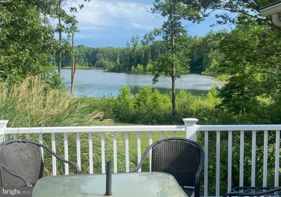 512 W Rocky Run Rd, Fredericksburg, VA 22406 - #2