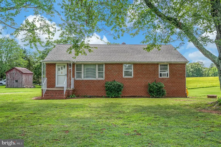 1287 Warrenton Rd, Fredericksburg, VA 22406 - #3