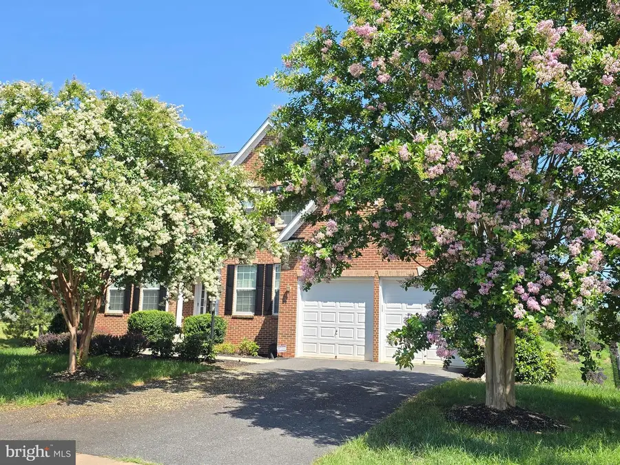 3 Perth Dr, Fredericksburg, VA 22405 - #3