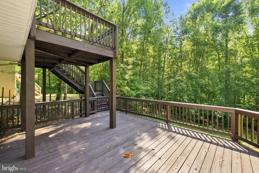 6 Plumosa Dr, Fredericksburg, VA 22405 - #2