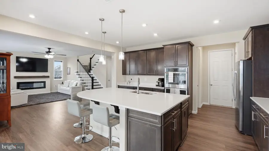 502 Pepperidge Dr, Stafford, VA 22554 - #2