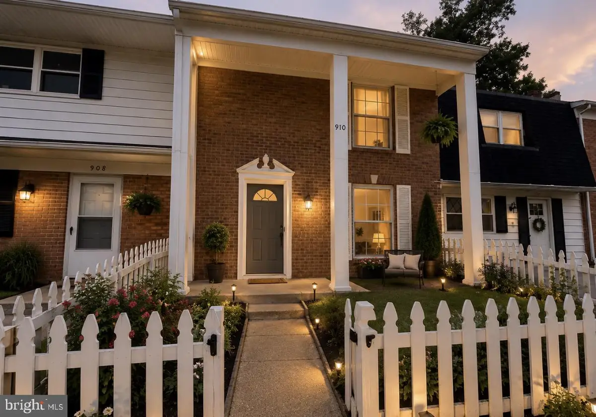910 Anvil Rd, Fredericksburg, VA 22405 - #1