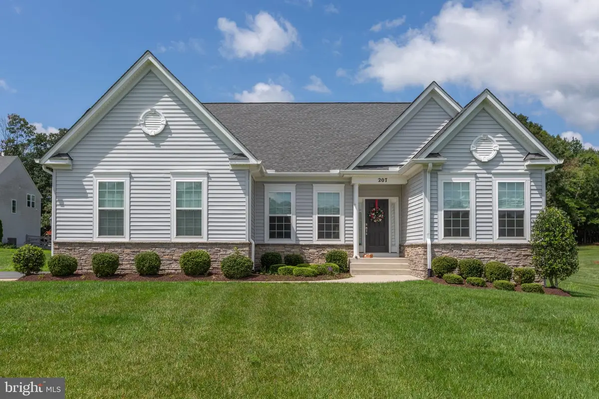 207 Liberty Hall Dr, Fredericksburg, VA 22406 - #1