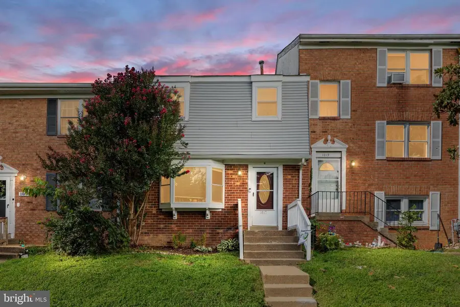 1017 Thomas Jefferson Pl, Fredericksburg, VA 22405 - #2