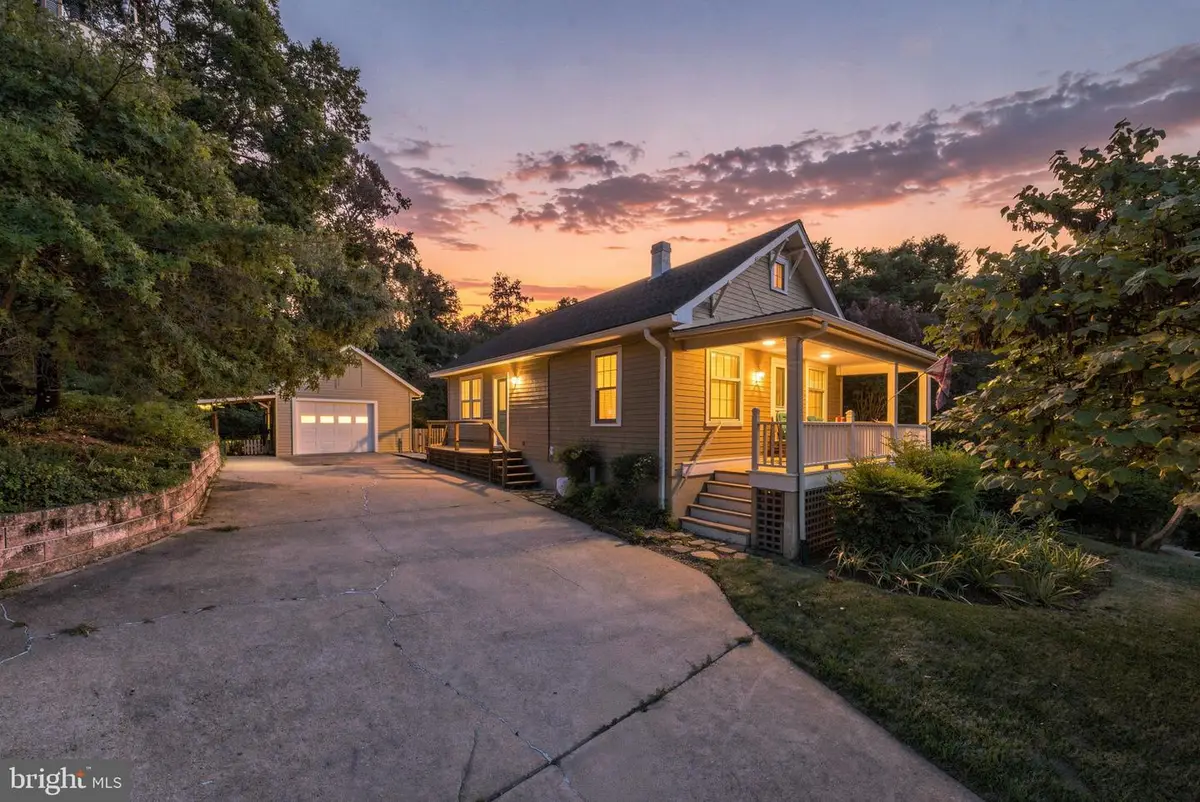 125 Washington St, Fredericksburg, VA 22405 - #1