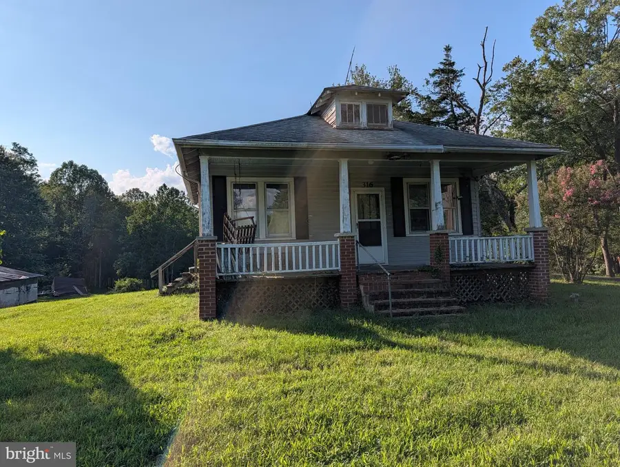 316 Greenbank Rd, Fredericksburg, VA 22406 - #2