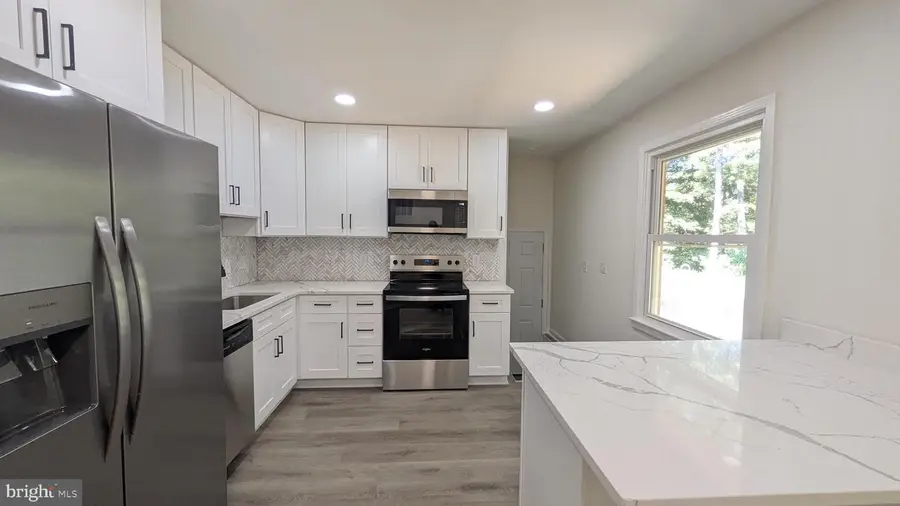 15 Winston Pl, Fredericksburg, VA 22405 - #3