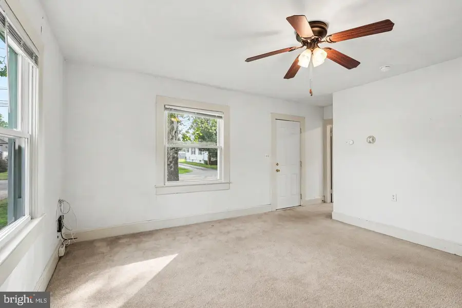 302 E Chatham St, Fredericksburg, VA 22405 - #2